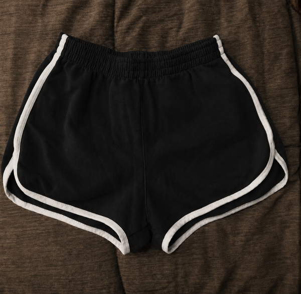 Homewear shorts with a side slit