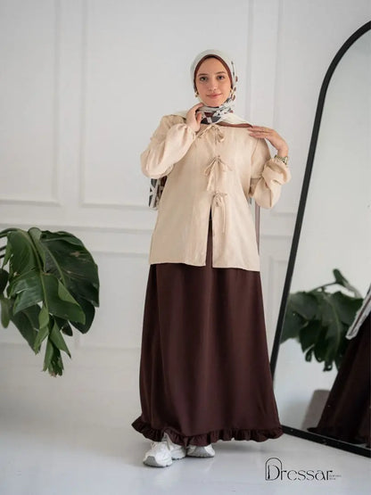 Three-strand blouse